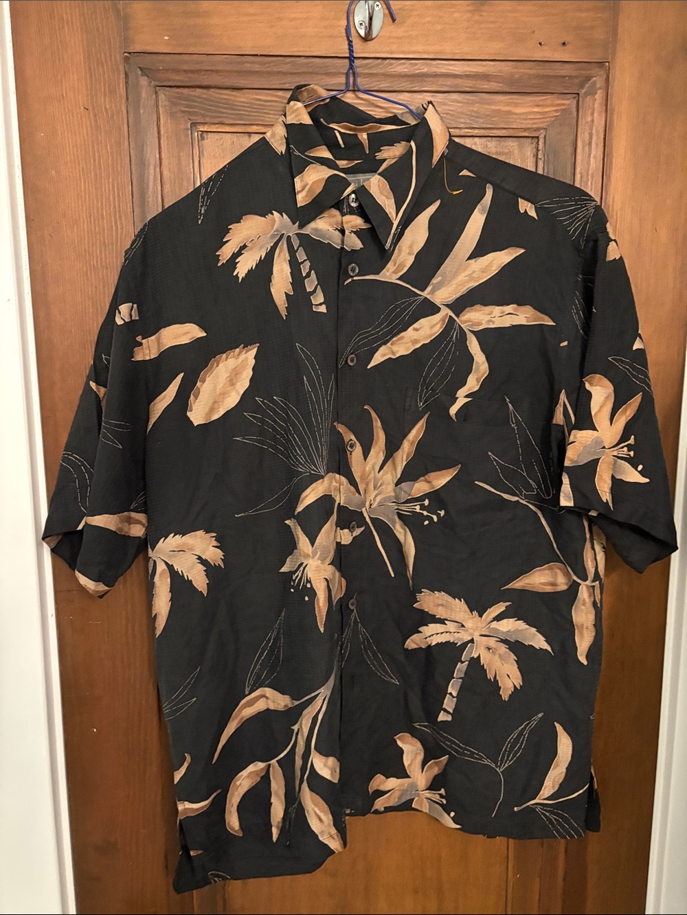 Men's Black Palm-Print Short Sleeve Shirt